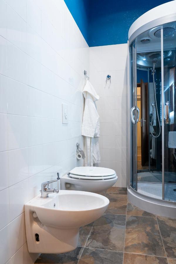 Varese Suites Kültér fotó